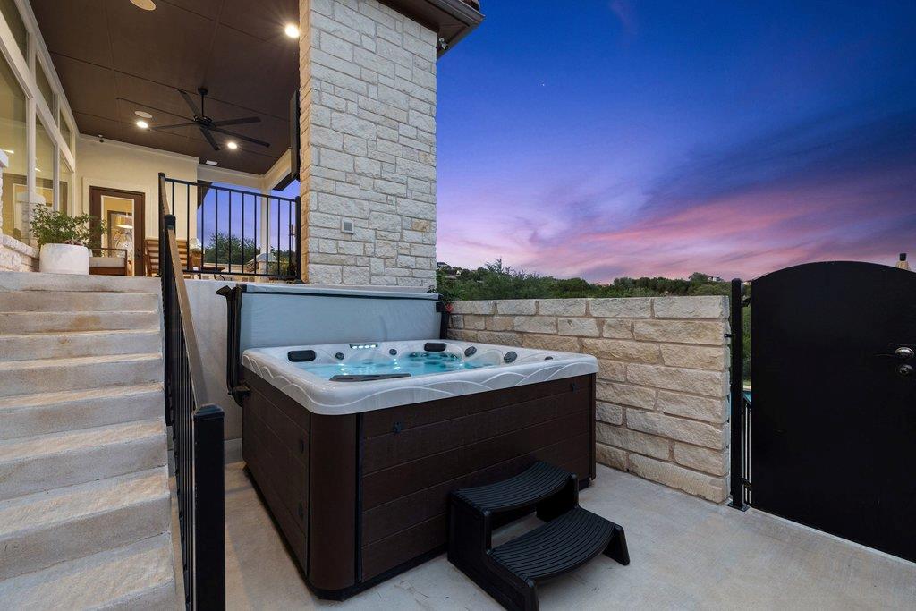 8417 Kelly Cv, Lago Vista, TX 78645