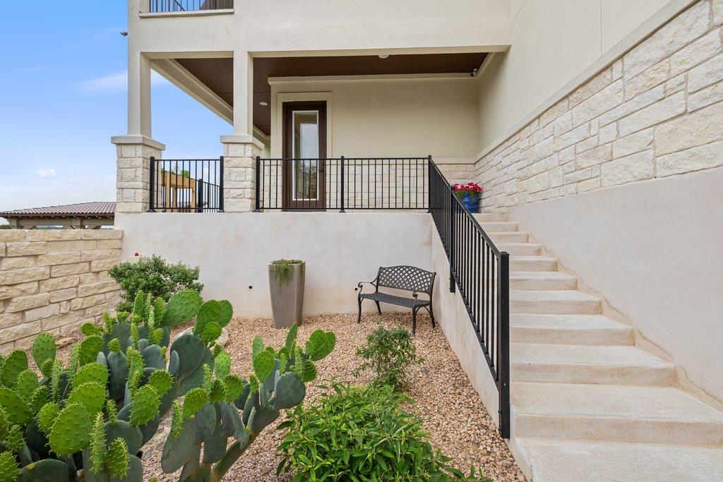 8417 Kelly Cv, Lago Vista, TX 78645