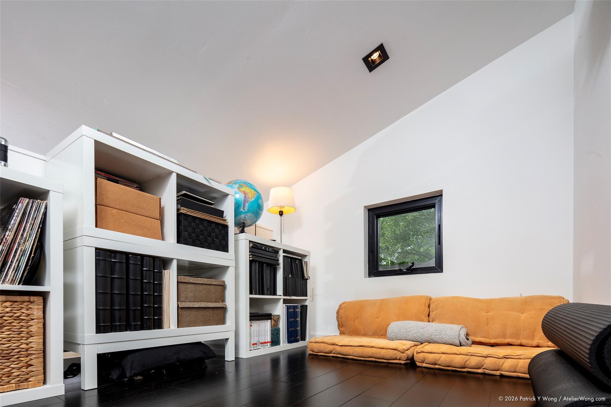 303 Navasota St, Austin, TX 78702