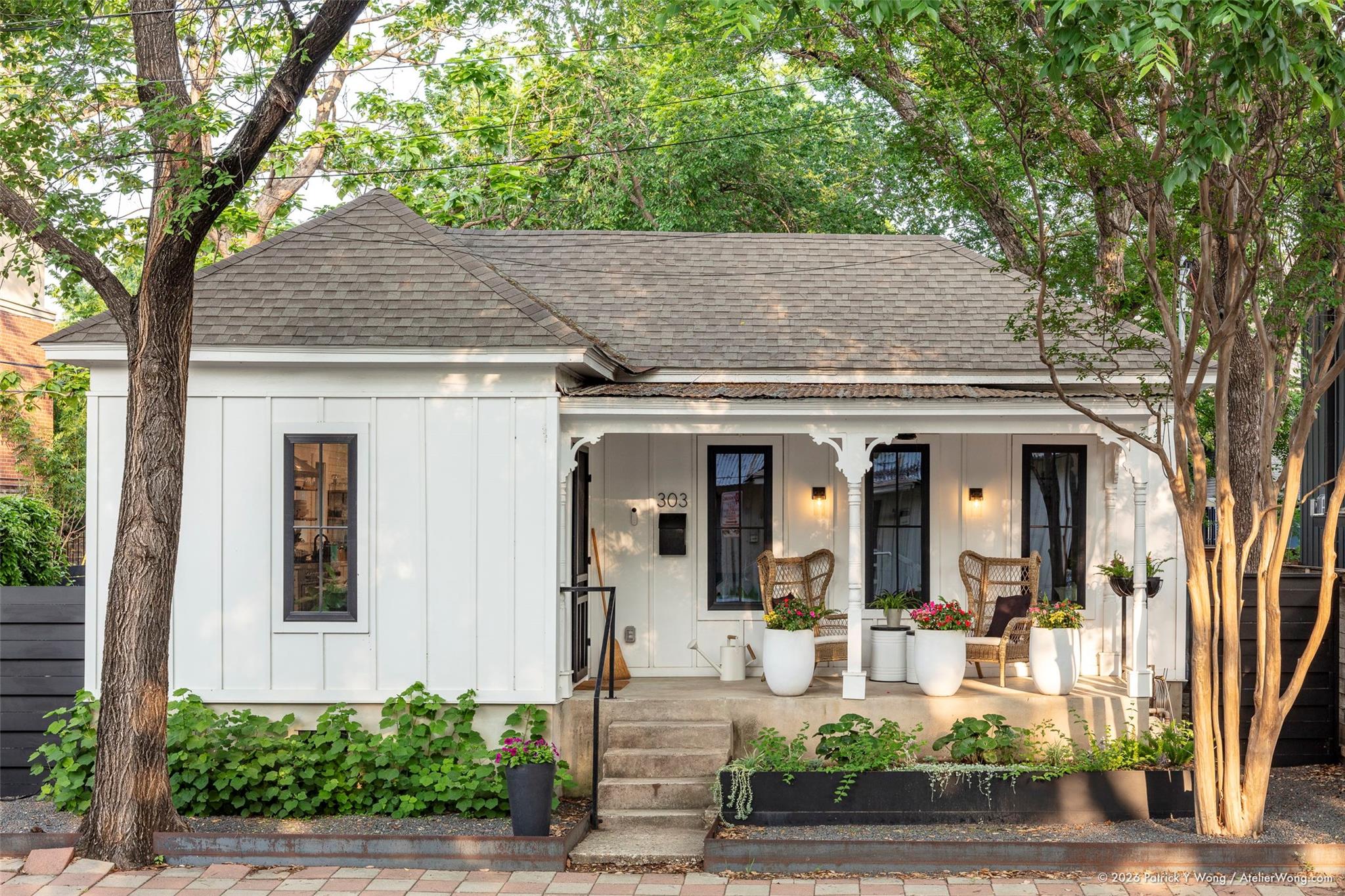 303 Navasota St, Austin, TX 78702