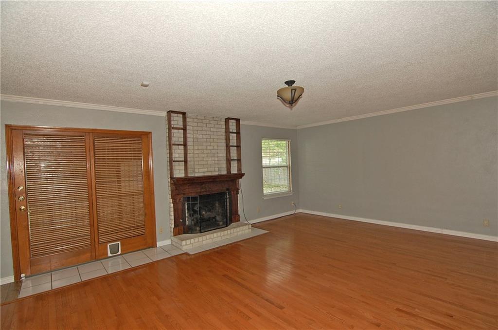 10215 Missel Thrush Dr, Austin, TX 78750