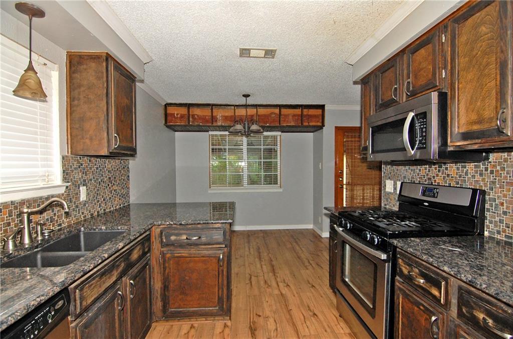 10215 Missel Thrush Dr, Austin, TX 78750
