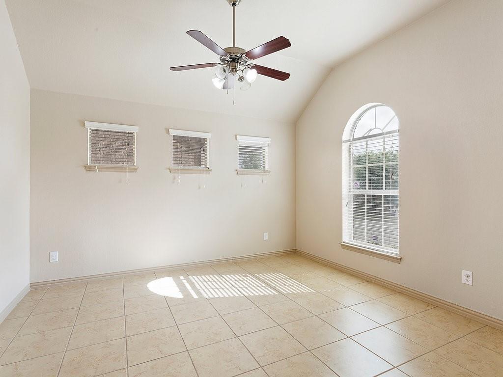 521 Walsh Hill Trl, Cedar Park, TX 78613
