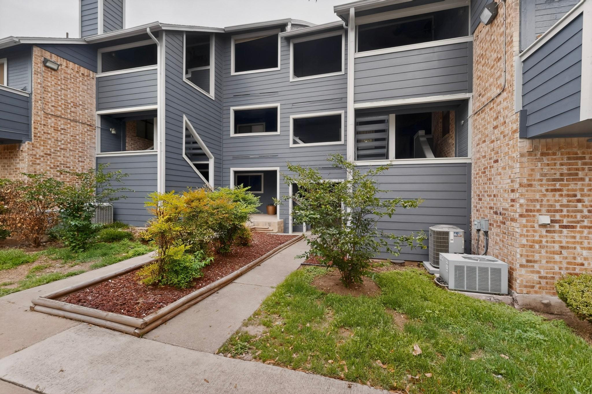 2500 Burleson Rd # 506, Austin, TX 78741