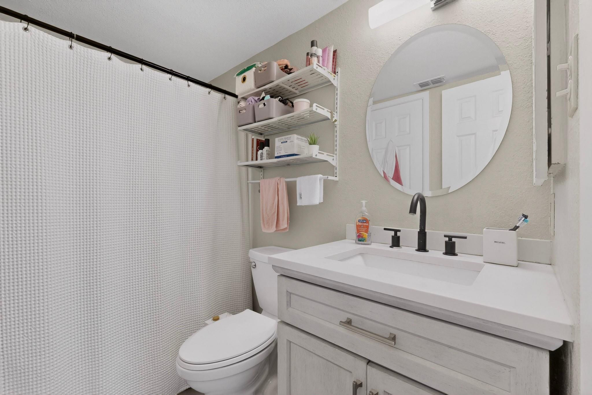 2500 Burleson Rd # 506, Austin, TX 78741