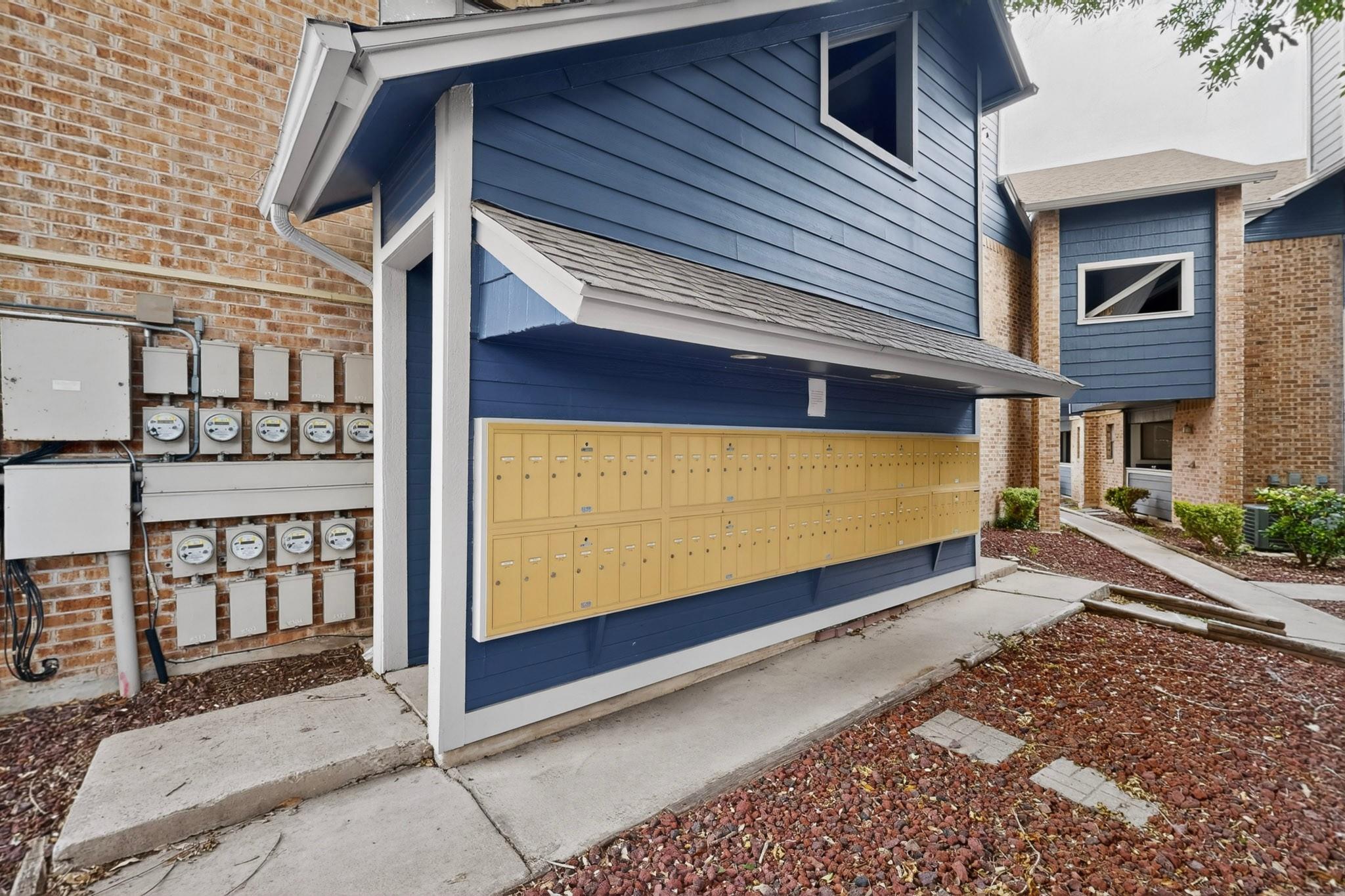 2500 Burleson Rd # 506, Austin, TX 78741