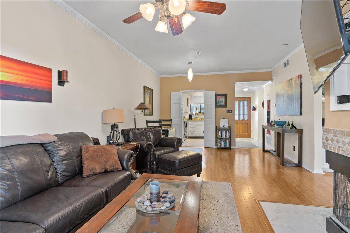 1741 Spyglass Dr # 2-102, Austin, TX 78746