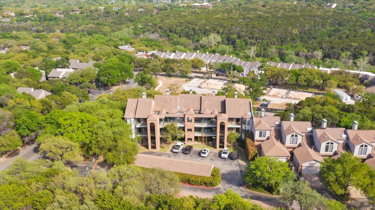 1741 Spyglass Dr # 2-102, Austin, TX 78746