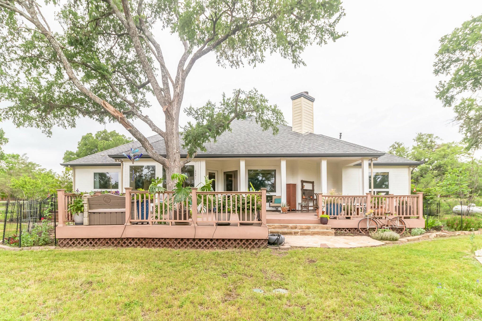 10905 W Cave Blvd, Dripping Springs, TX 78620