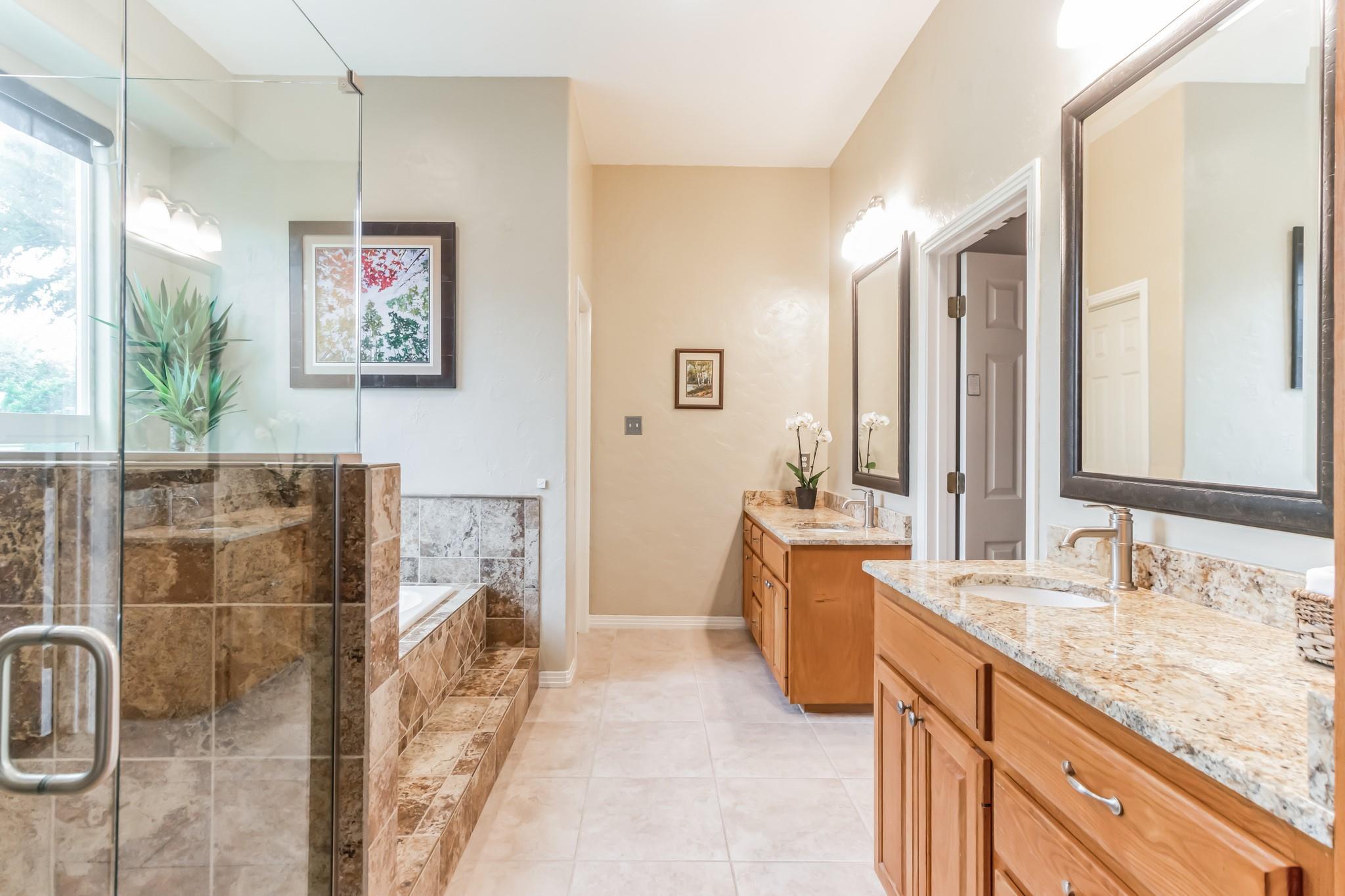 10905 W Cave Blvd, Dripping Springs, TX 78620