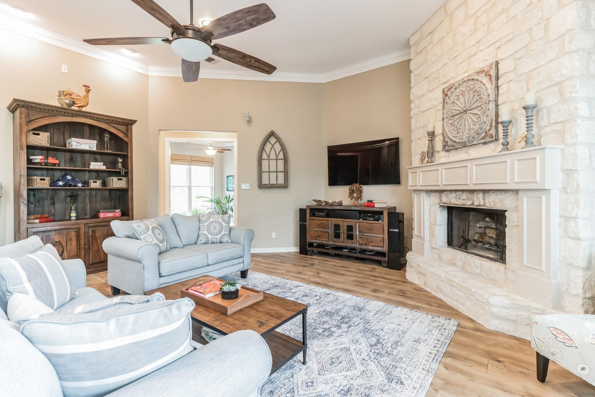 10905 W Cave Blvd, Dripping Springs, TX 78620
