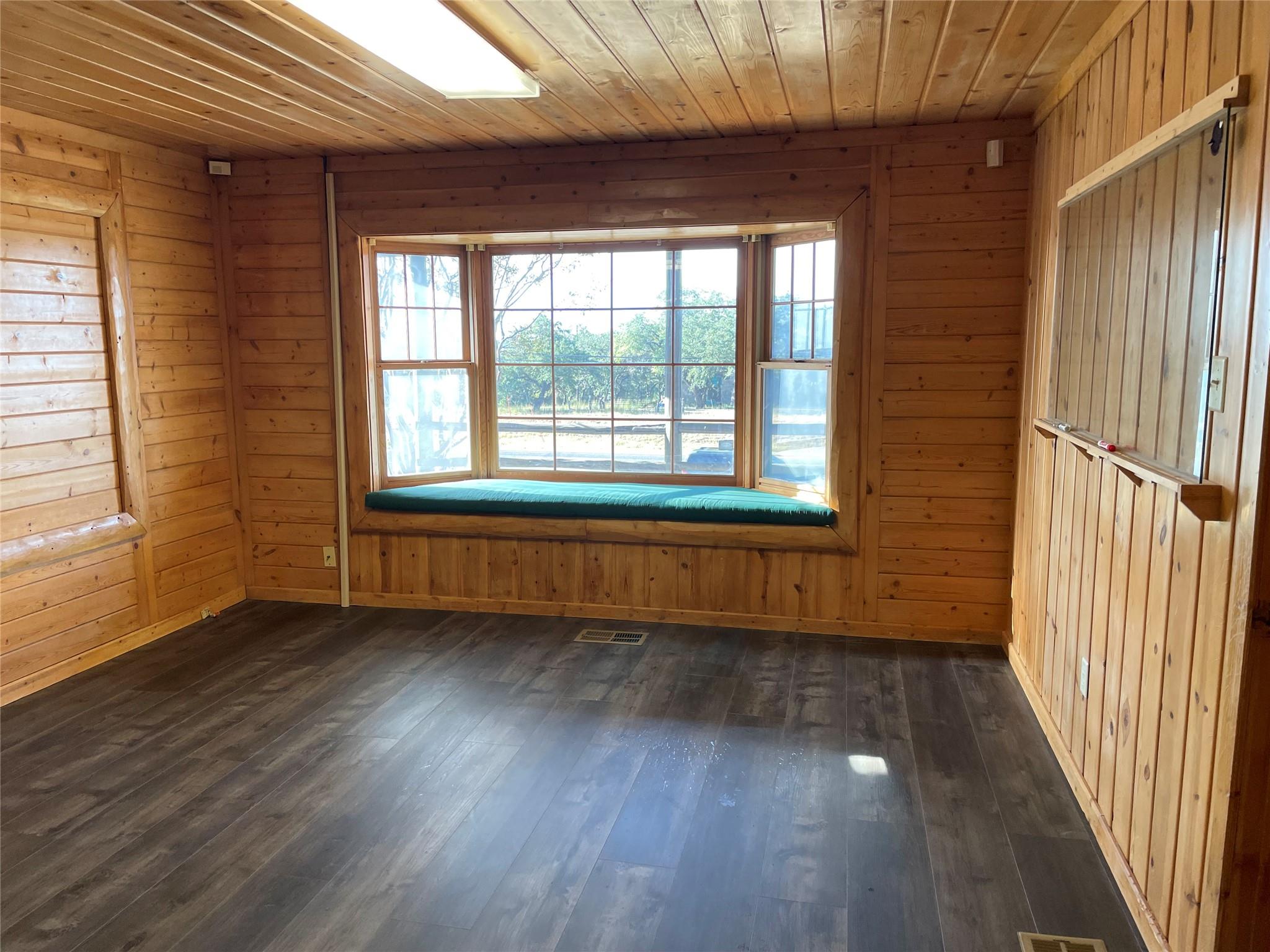 4225 E Highway 290, Dripping Springs, TX 78620