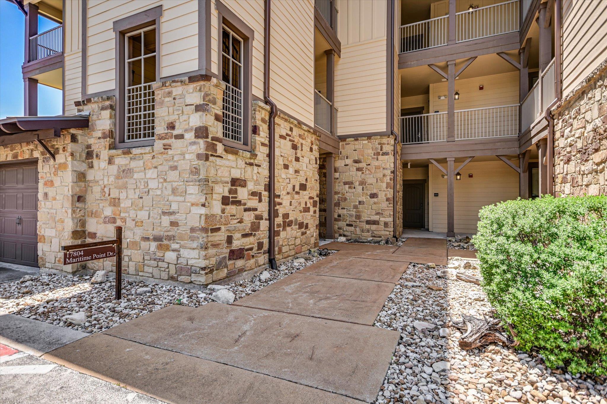 17804 Maritime Point Dr # 303, Jonestown, TX 78645