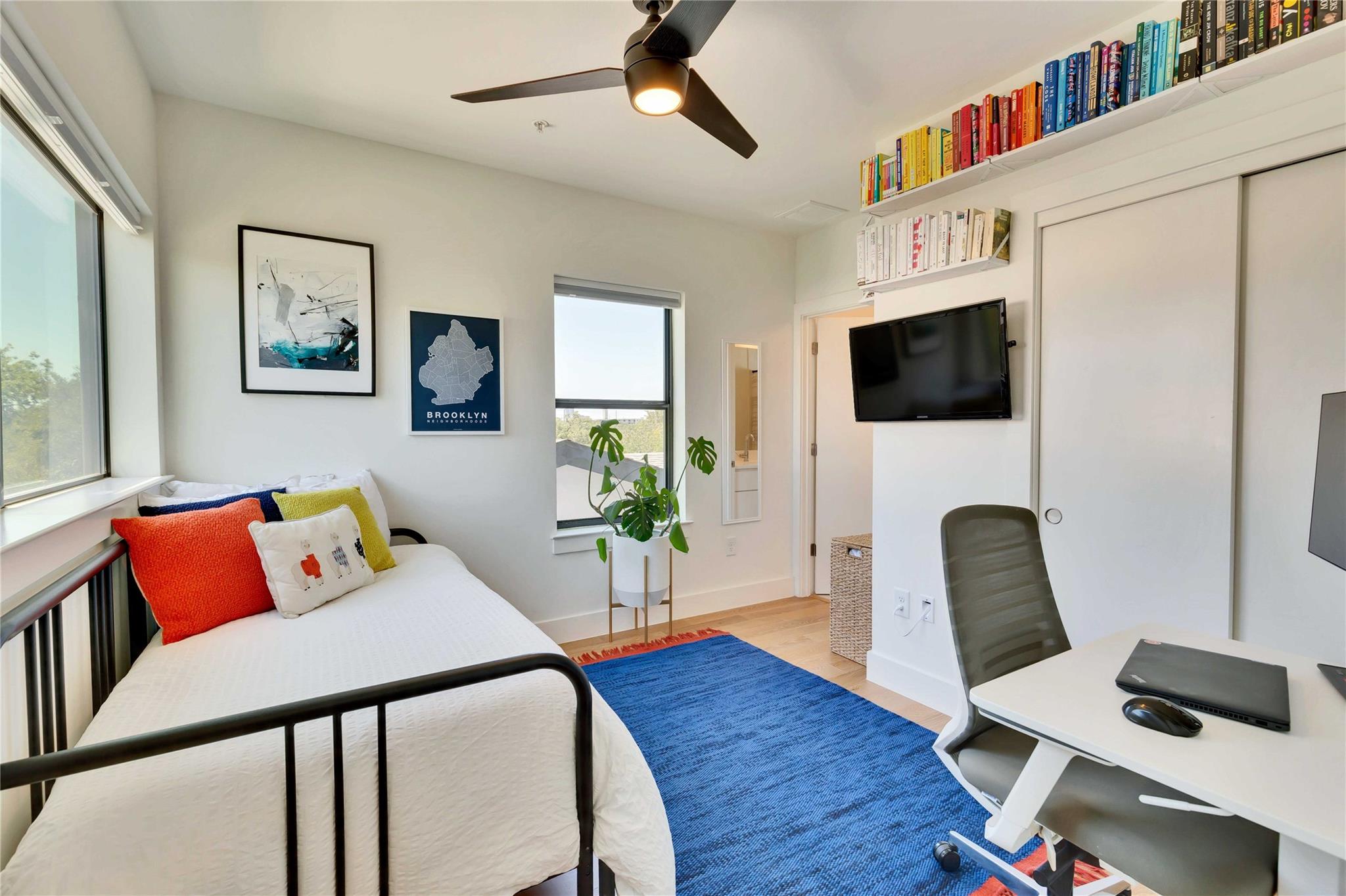 1128 Chicon St # 201, Austin, TX 78702