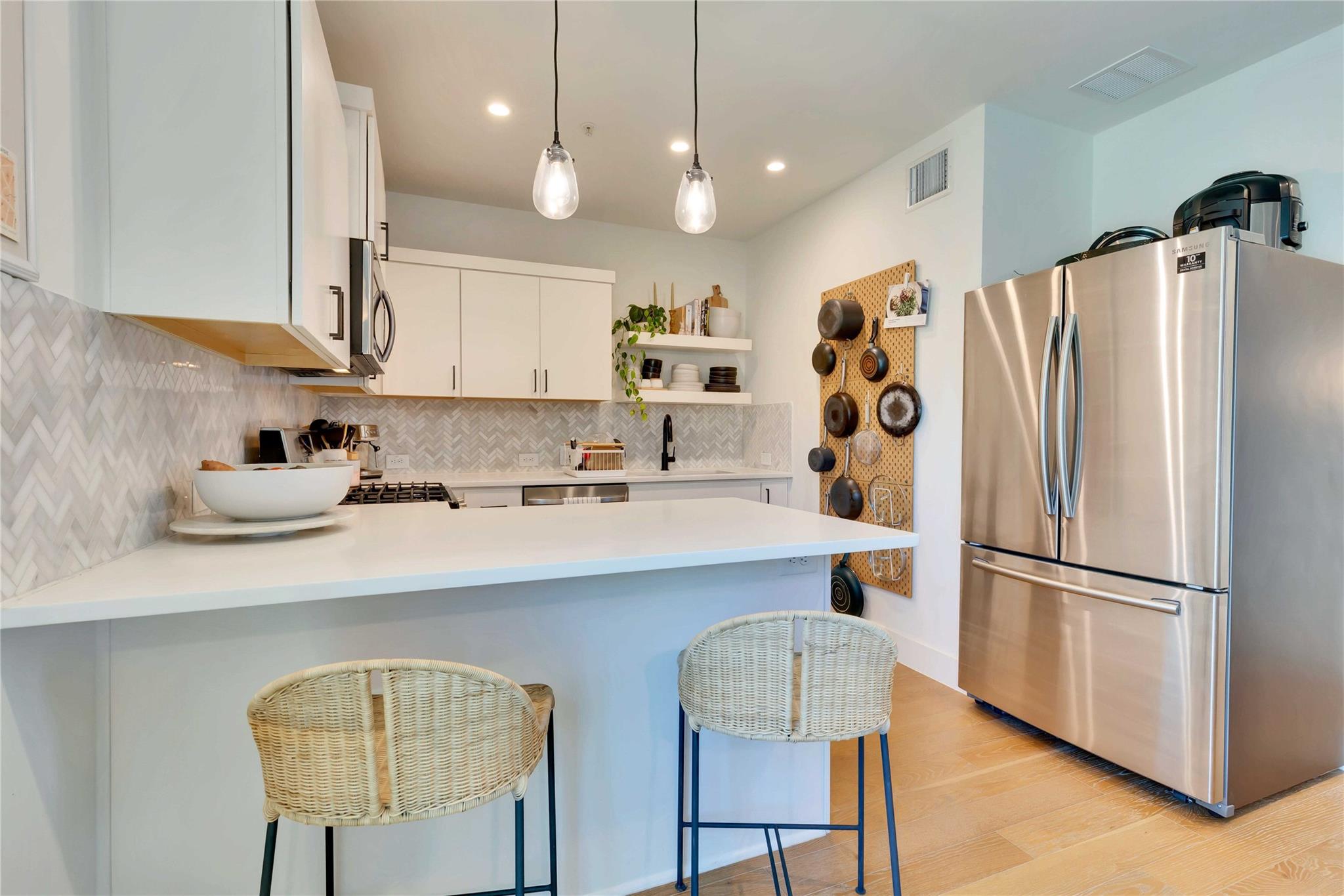 1128 Chicon St # 201, Austin, TX 78702