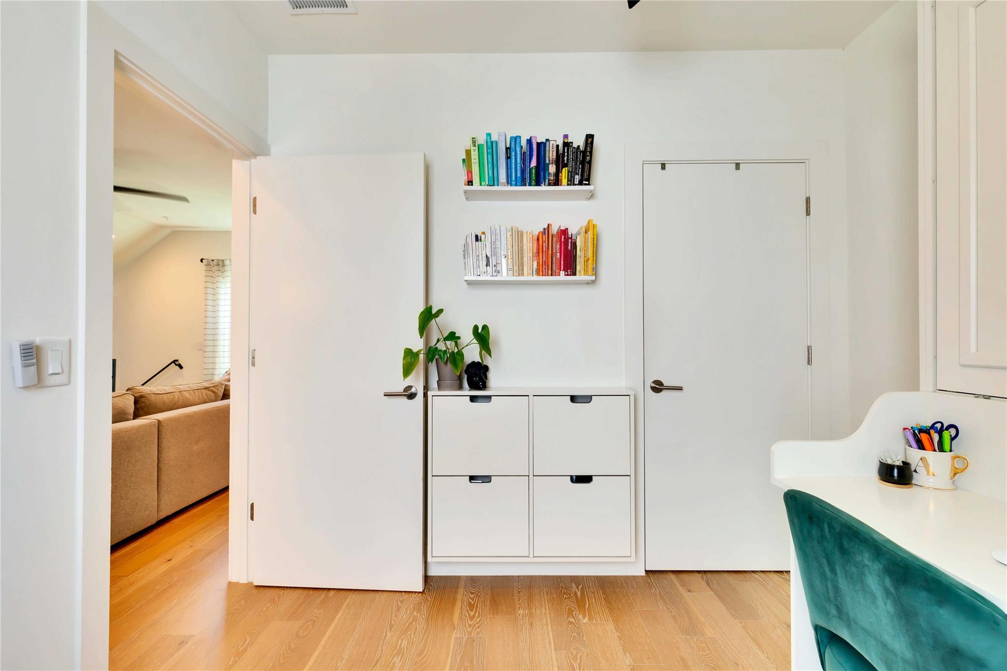 1128 Chicon St # 201, Austin, TX 78702