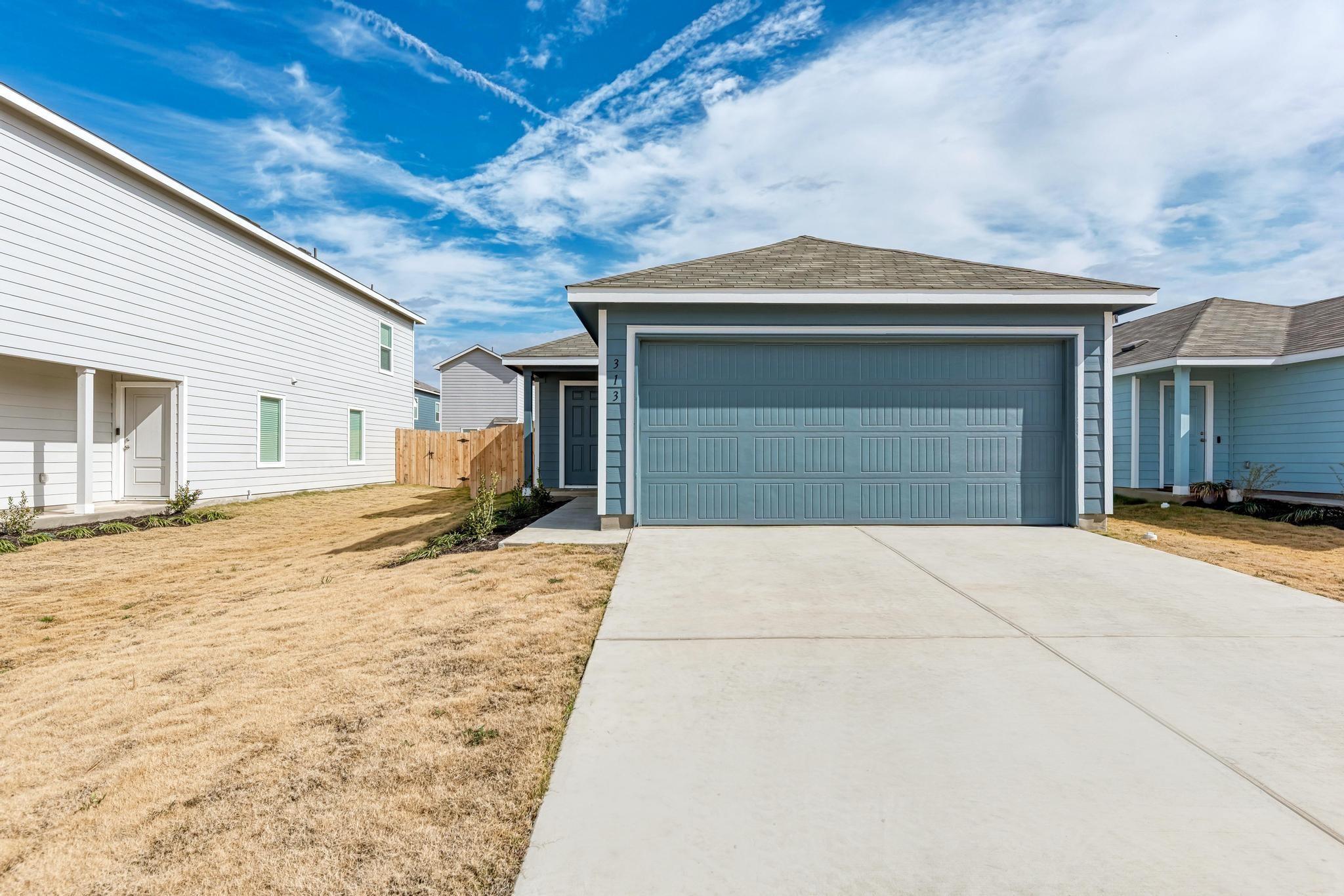 313 Marty Allen Loop, Jarrell, TX 76537