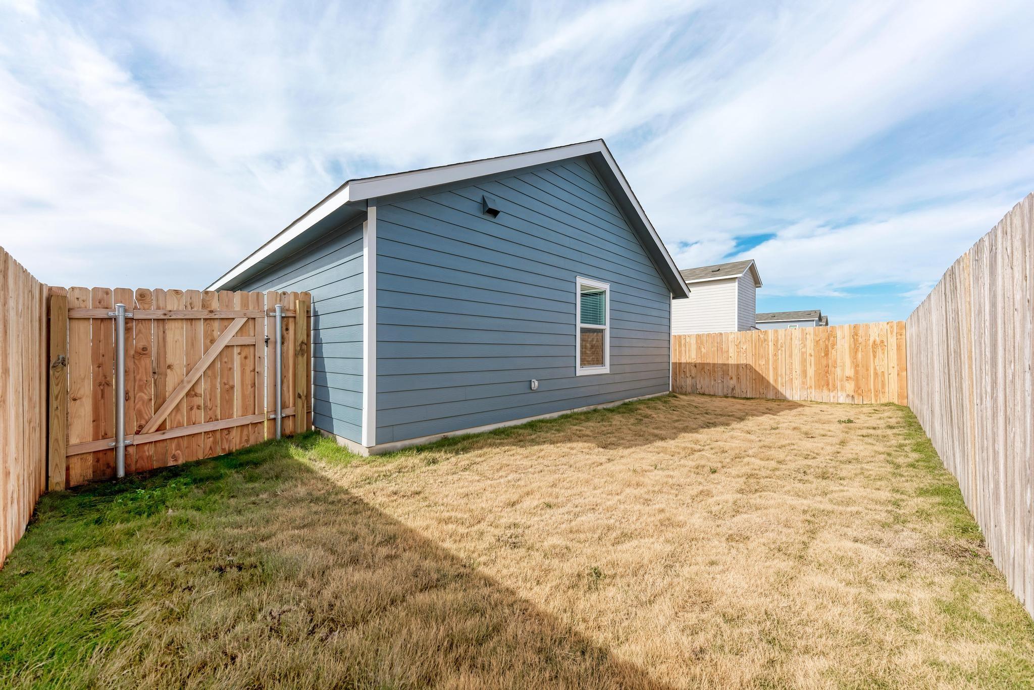 313 Marty Allen Loop, Jarrell, TX 76537