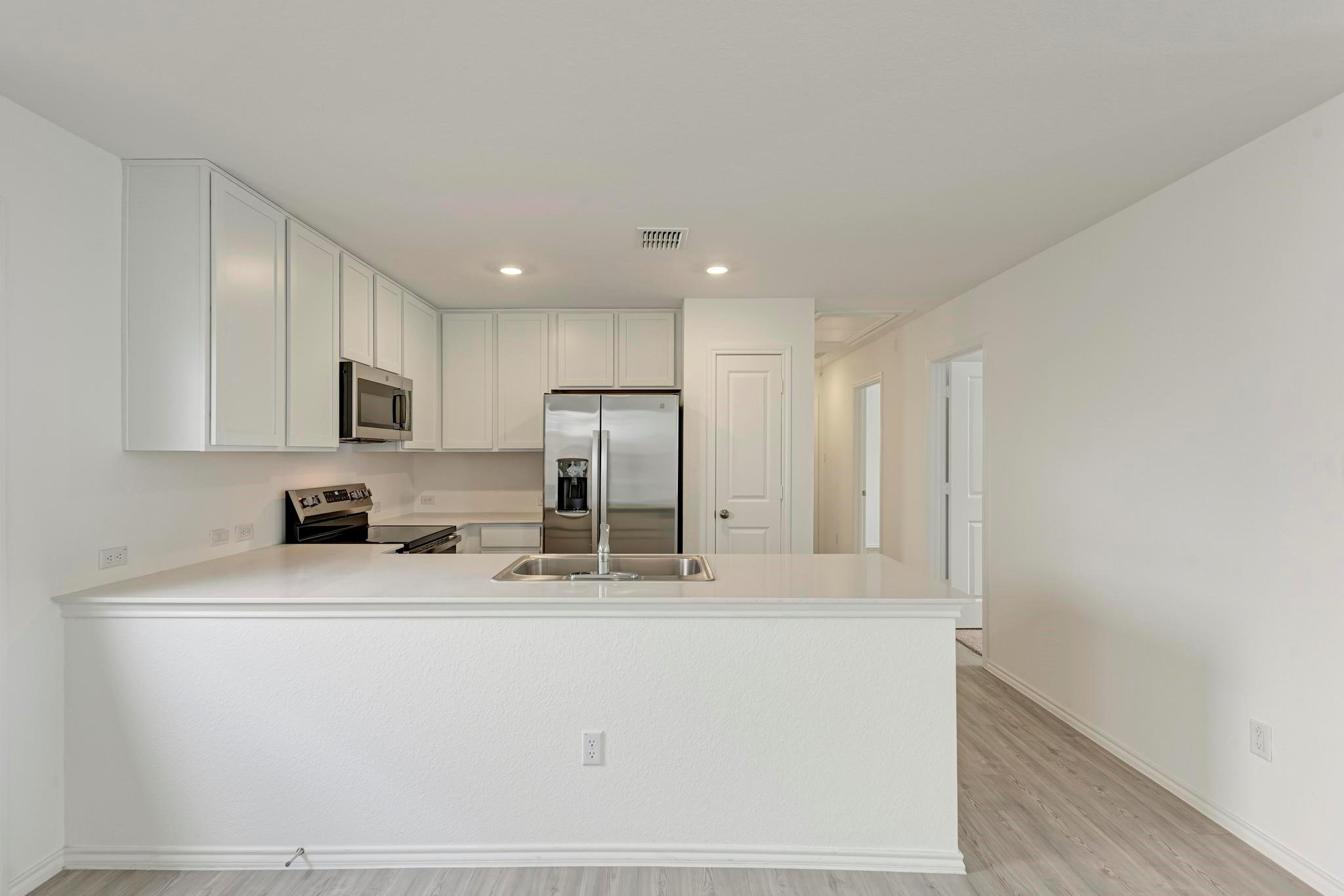 313 Marty Allen Loop, Jarrell, TX 76537