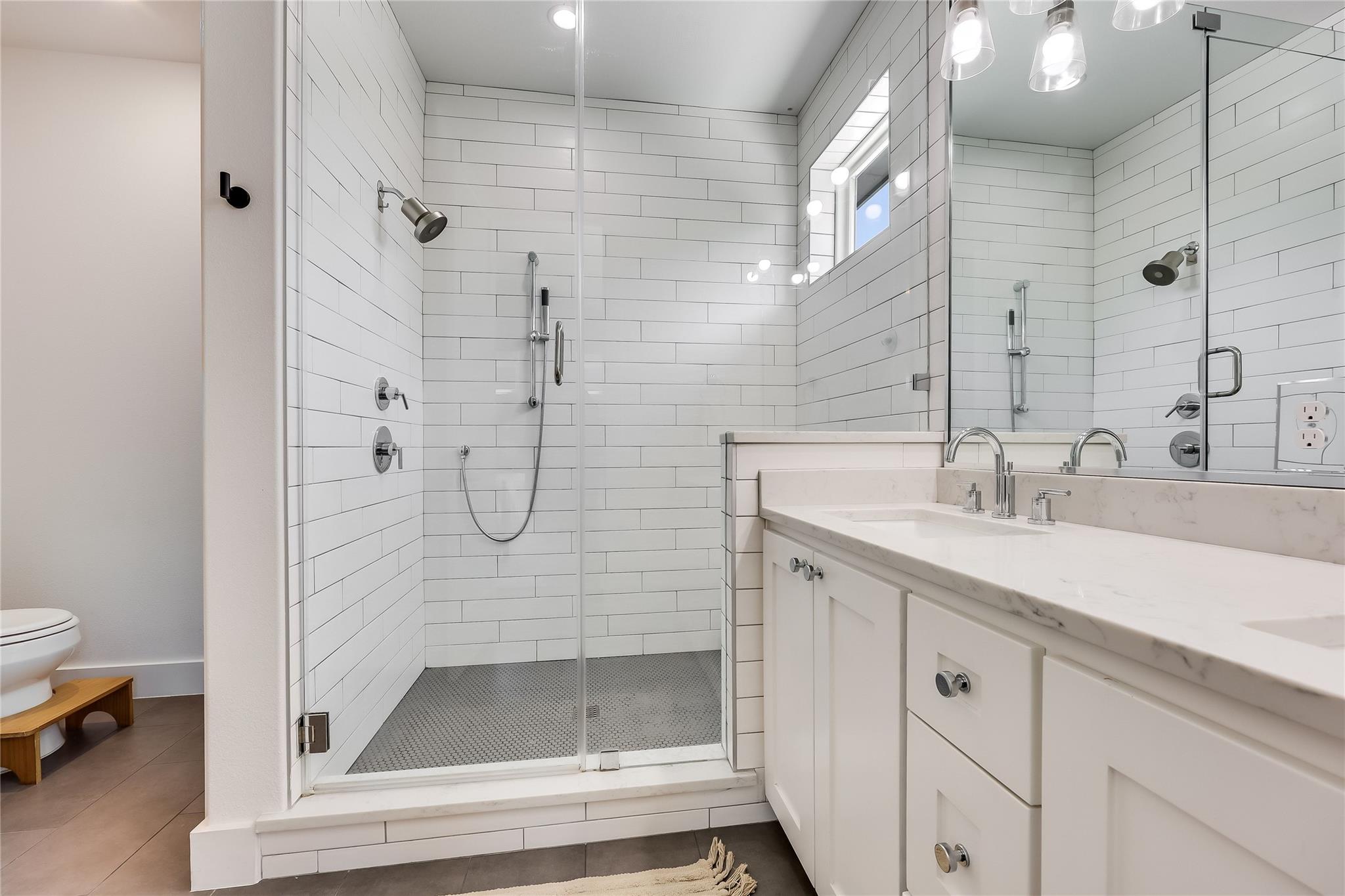 2111 Greenwood Ave # A, Austin, TX 78723