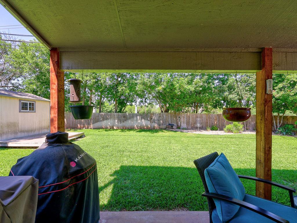 1002 Deep Wood Dr, Round Rock, TX 78681