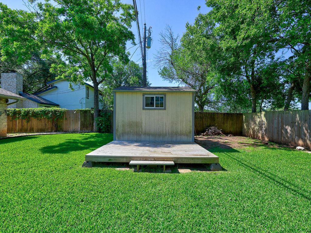 1002 Deep Wood Dr, Round Rock, TX 78681