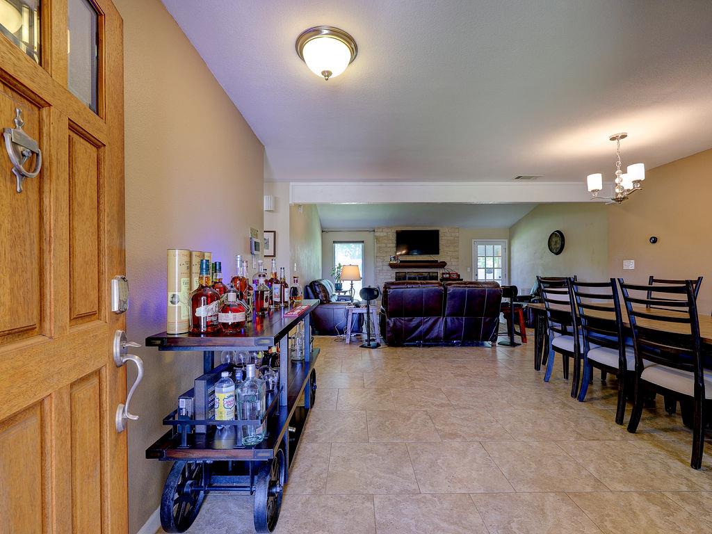 1002 Deep Wood Dr, Round Rock, TX 78681