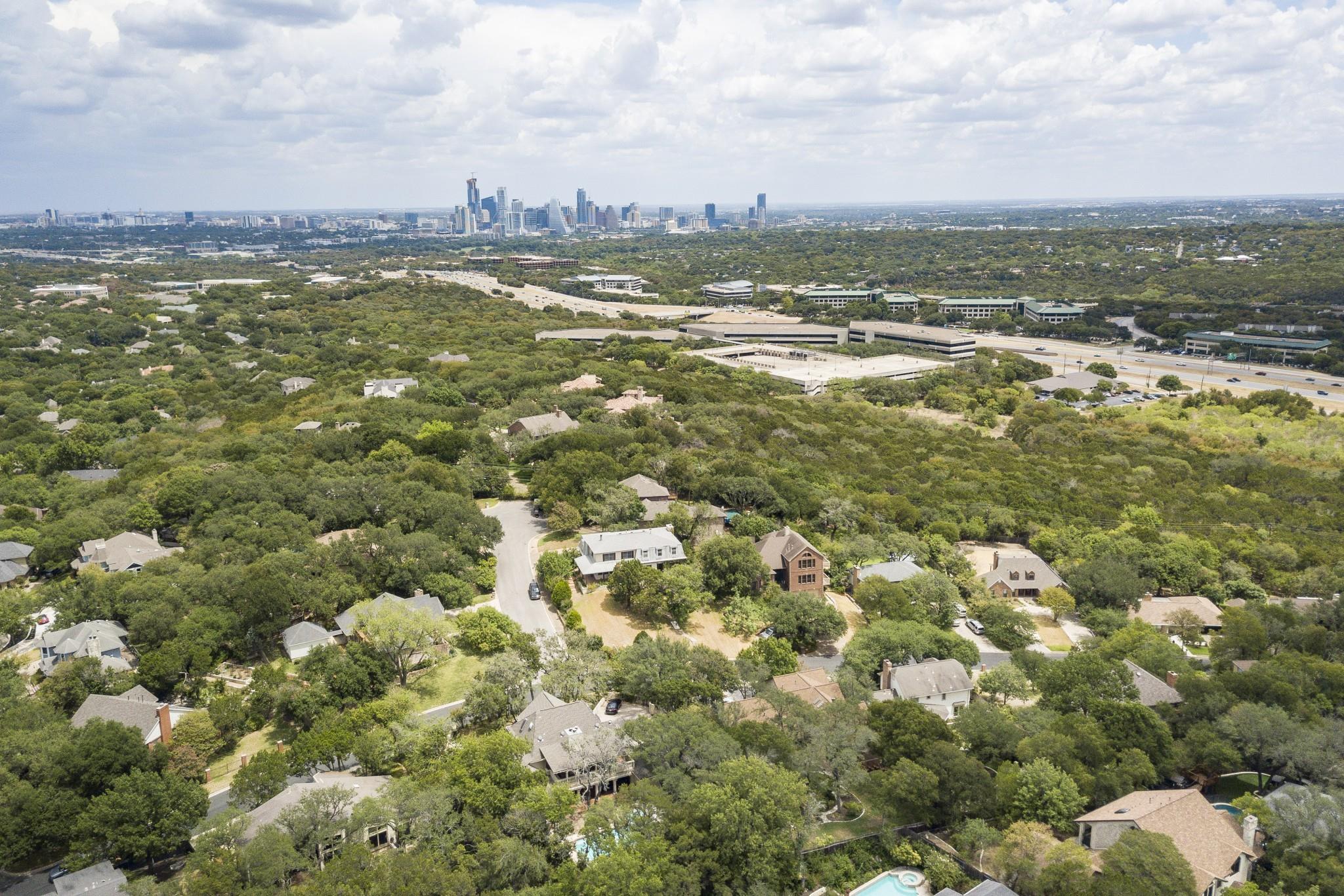 1702 Crested Butte Dr, Austin, TX 78746