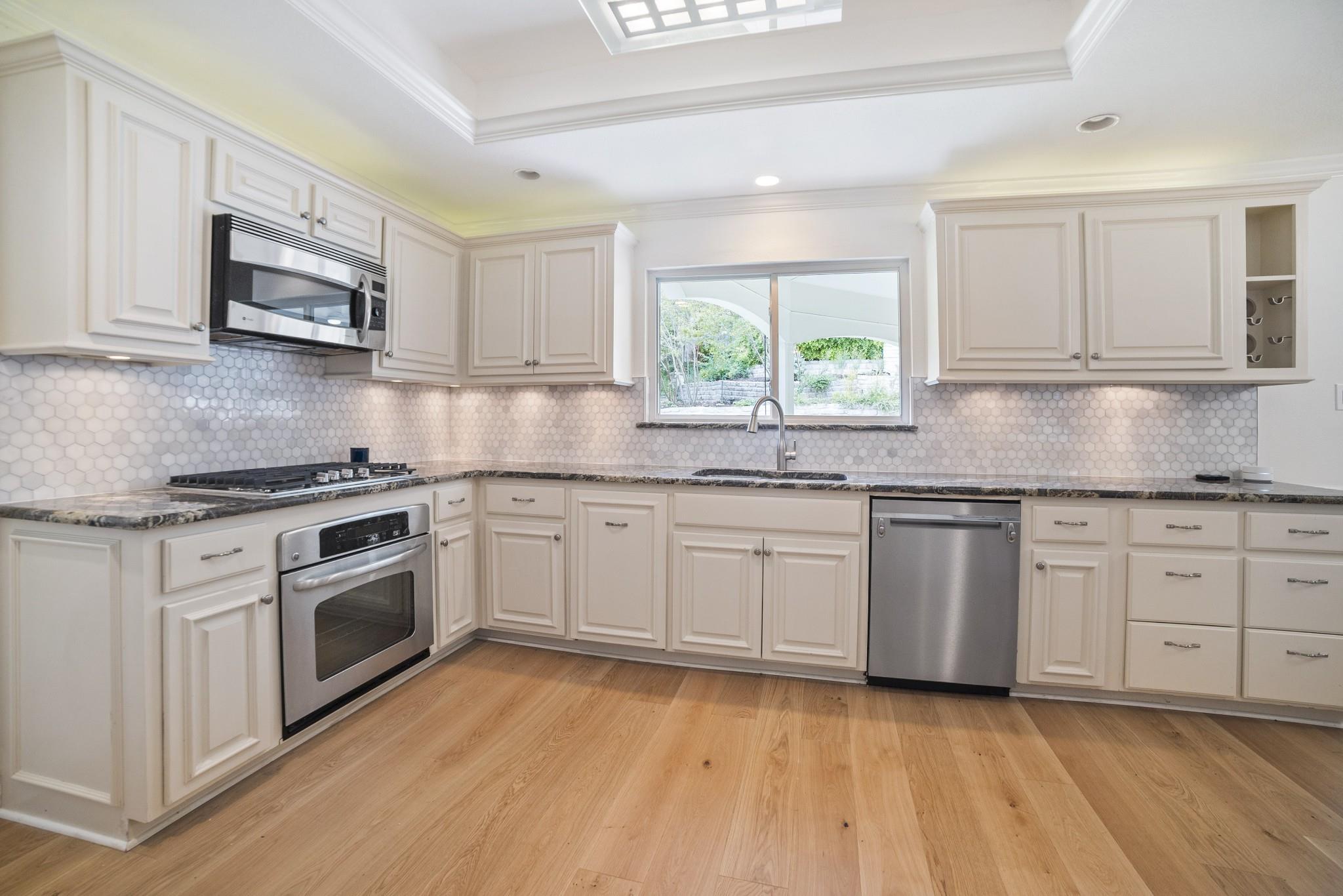 1702 Crested Butte Dr, Austin, TX 78746
