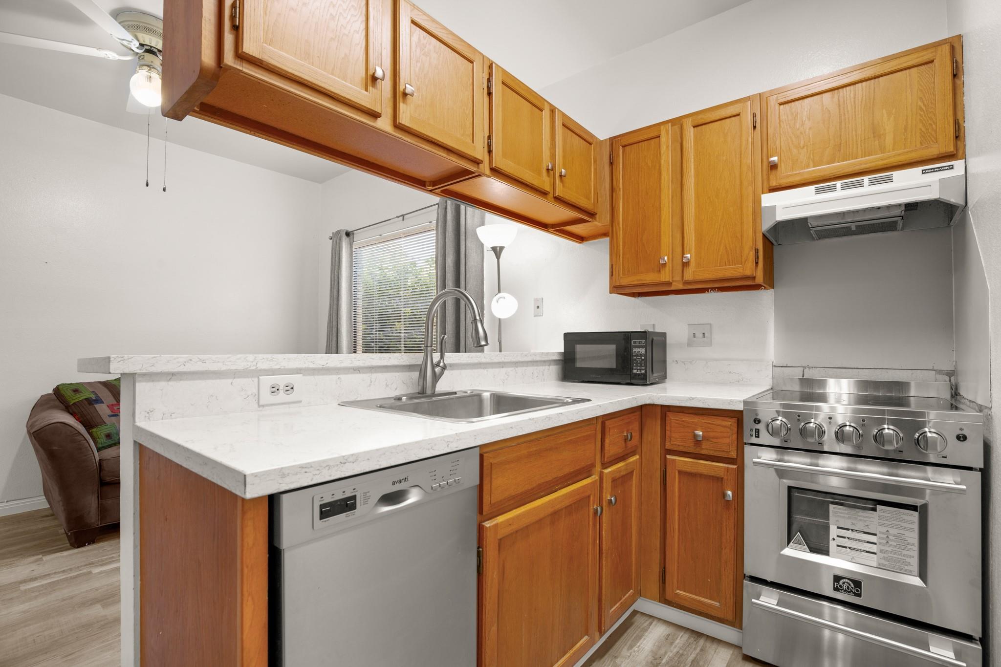 1905 San Gabriel St # 101, Austin, TX 78705