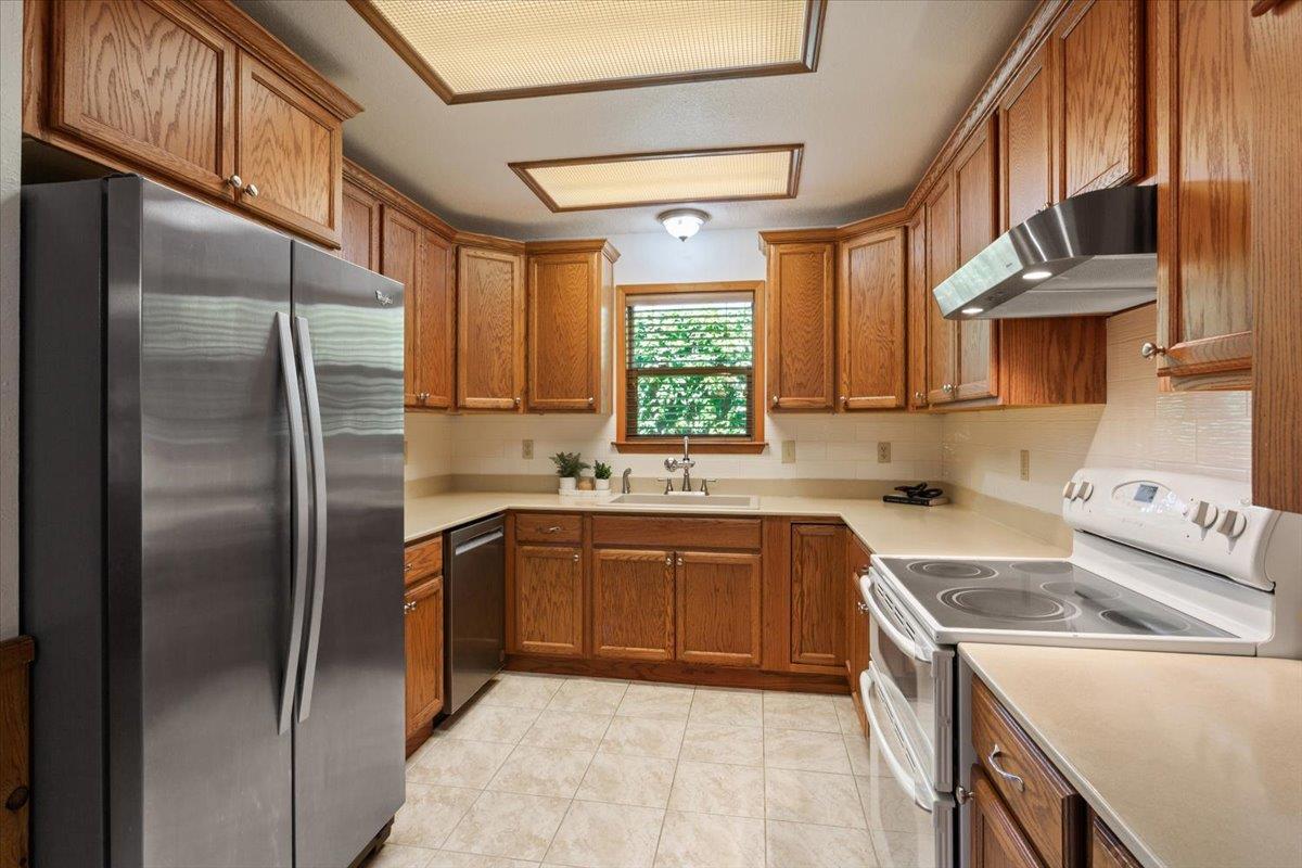 1115 Hackberry Dr, Marble Falls, TX 78654