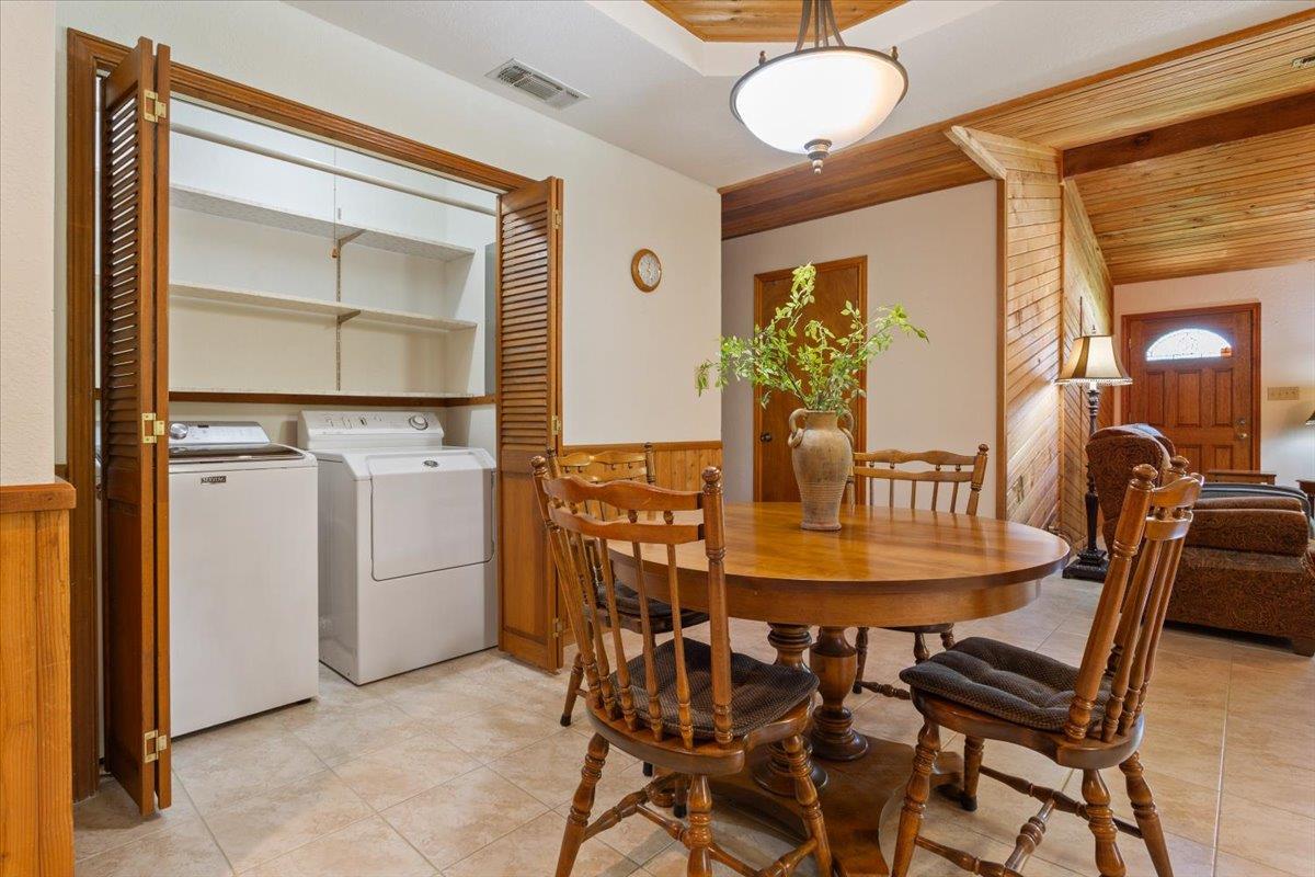 1115 Hackberry Dr, Marble Falls, TX 78654