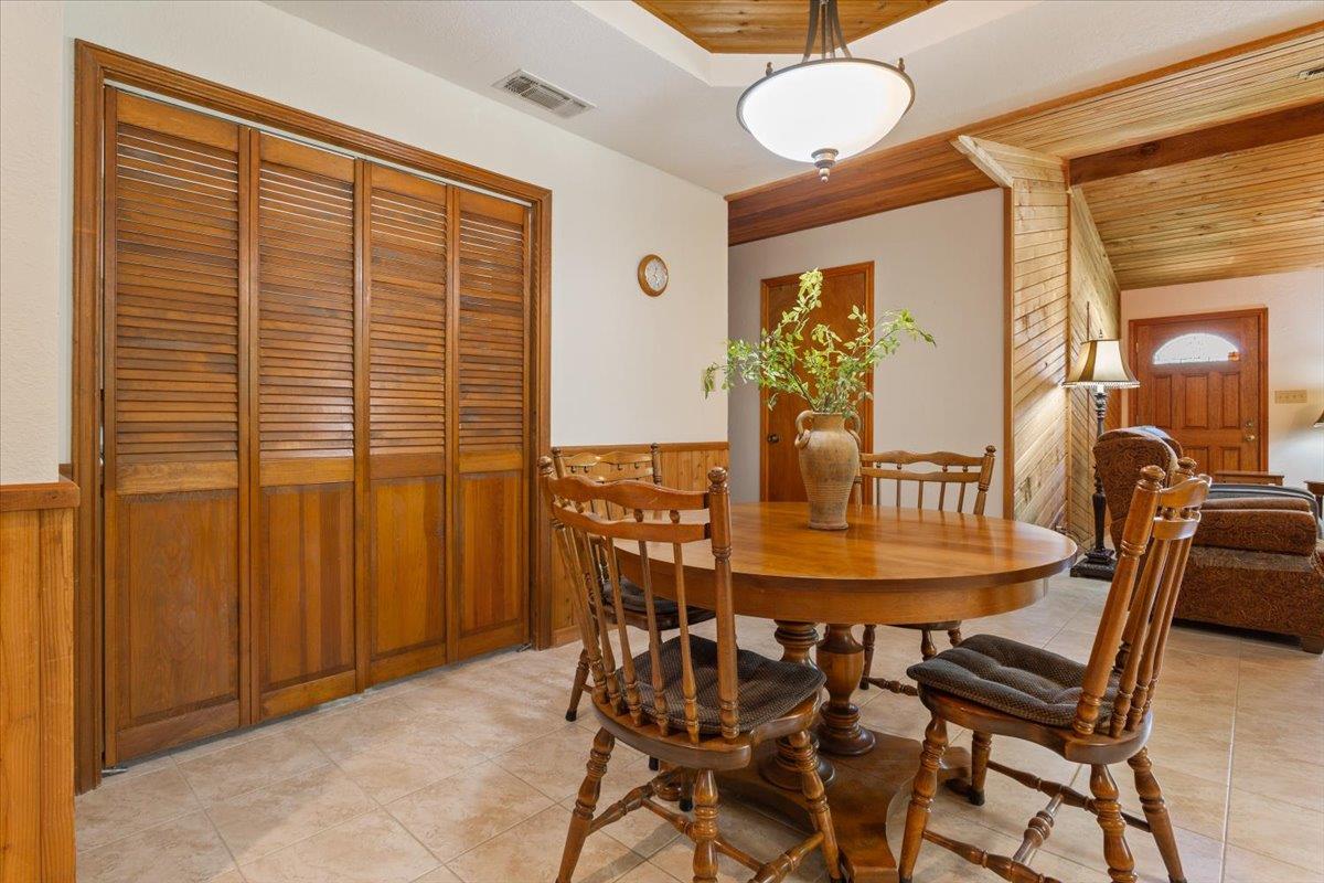 1115 Hackberry Dr, Marble Falls, TX 78654