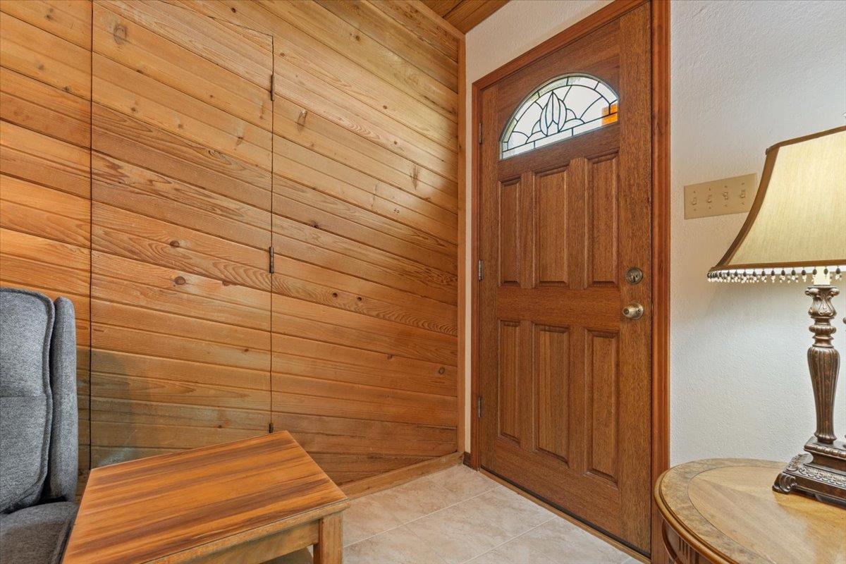 1115 Hackberry Dr, Marble Falls, TX 78654