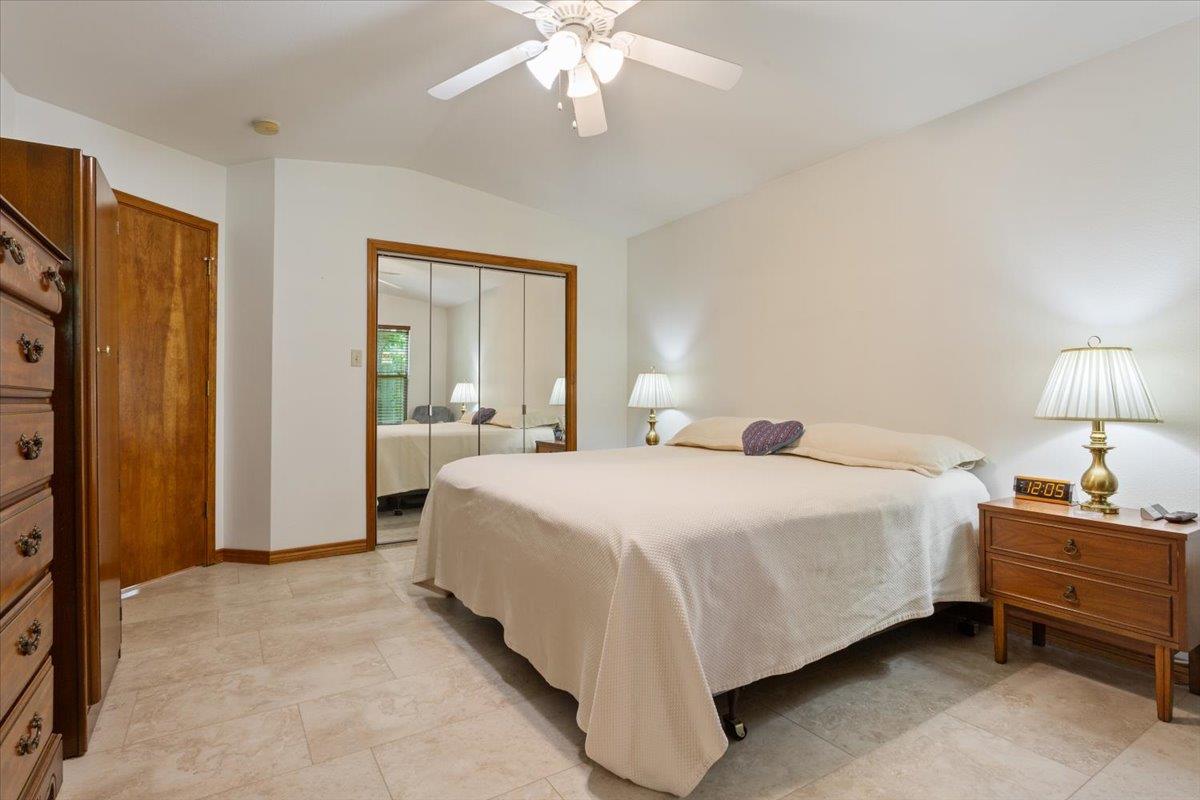 1115 Hackberry Dr, Marble Falls, TX 78654