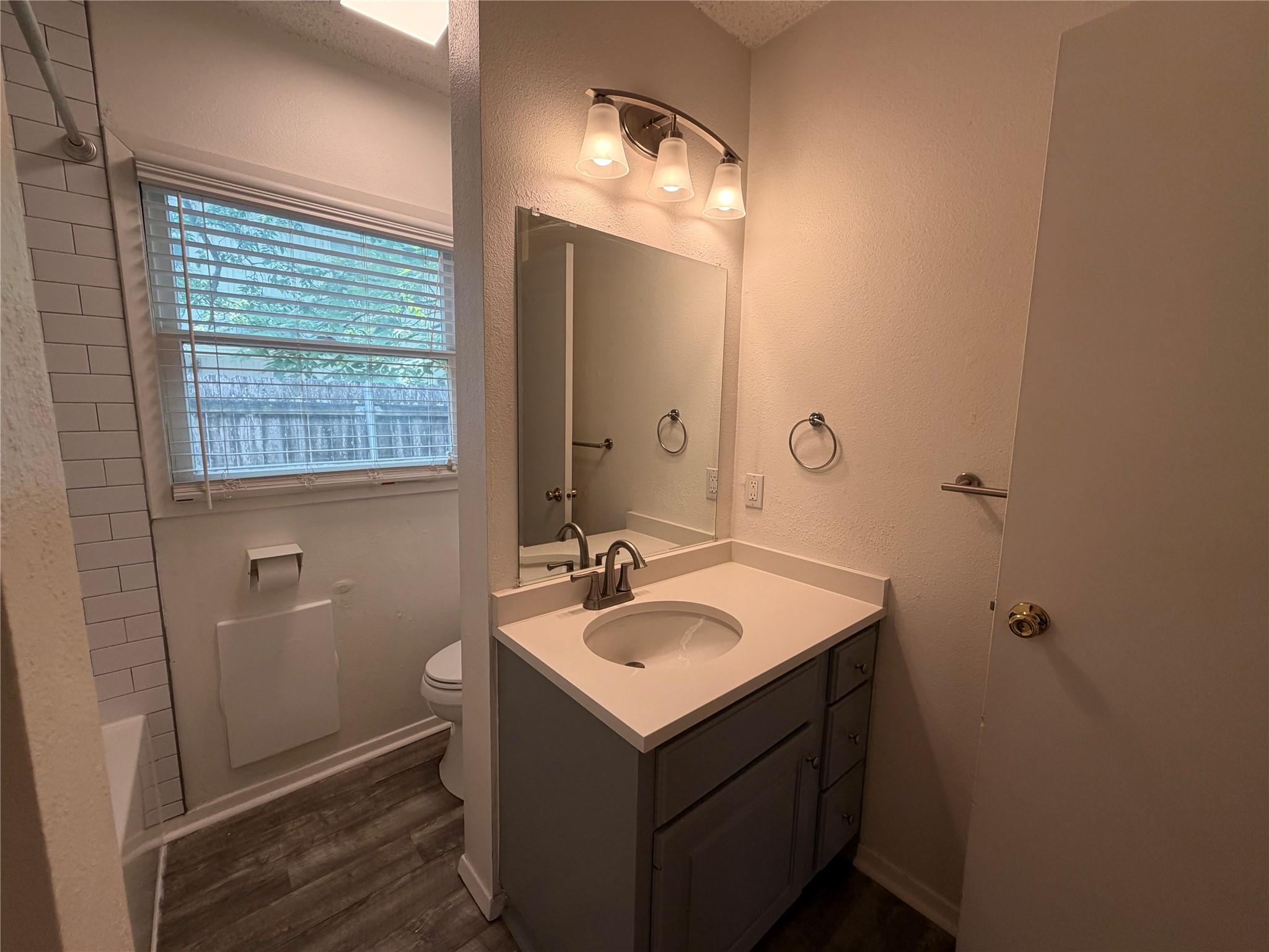 2407 Winsted Ln # A, Austin, TX 78703