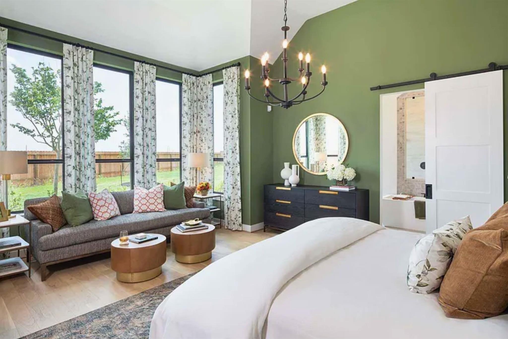 706 Pear Tree Ln, Austin, TX 78737