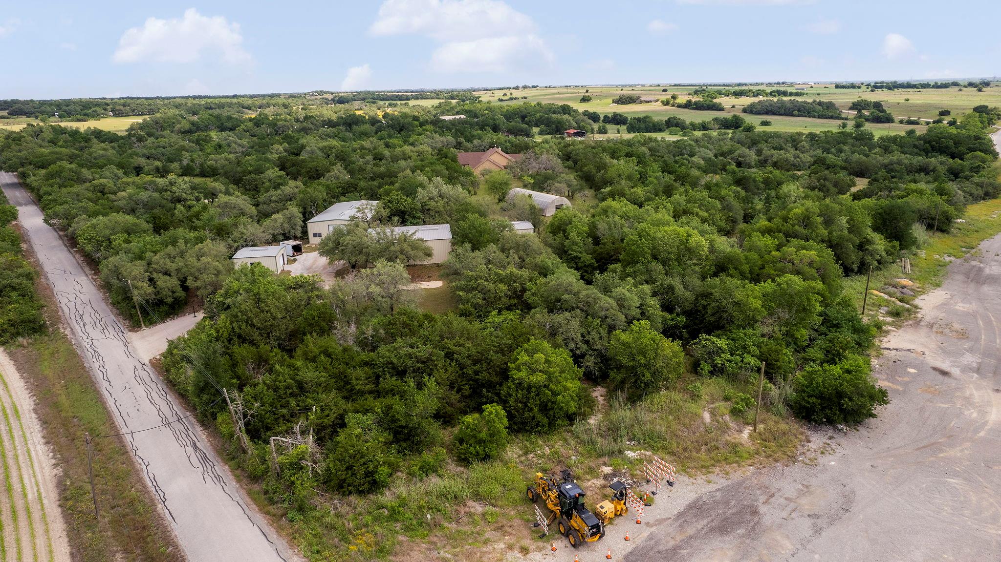 618 County Road 156, Granger, TX 76530