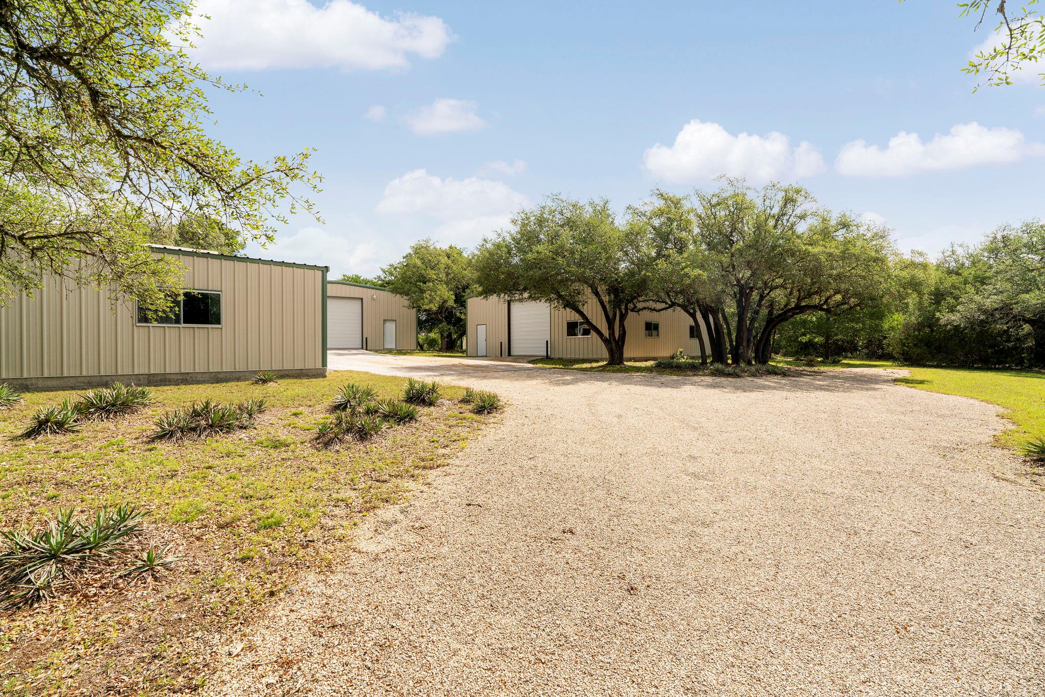 618 County Road 156, Granger, TX 76530