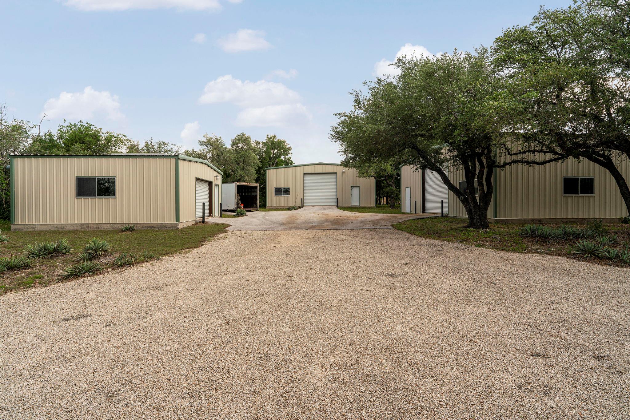 618 County Road 156, Granger, TX 76530