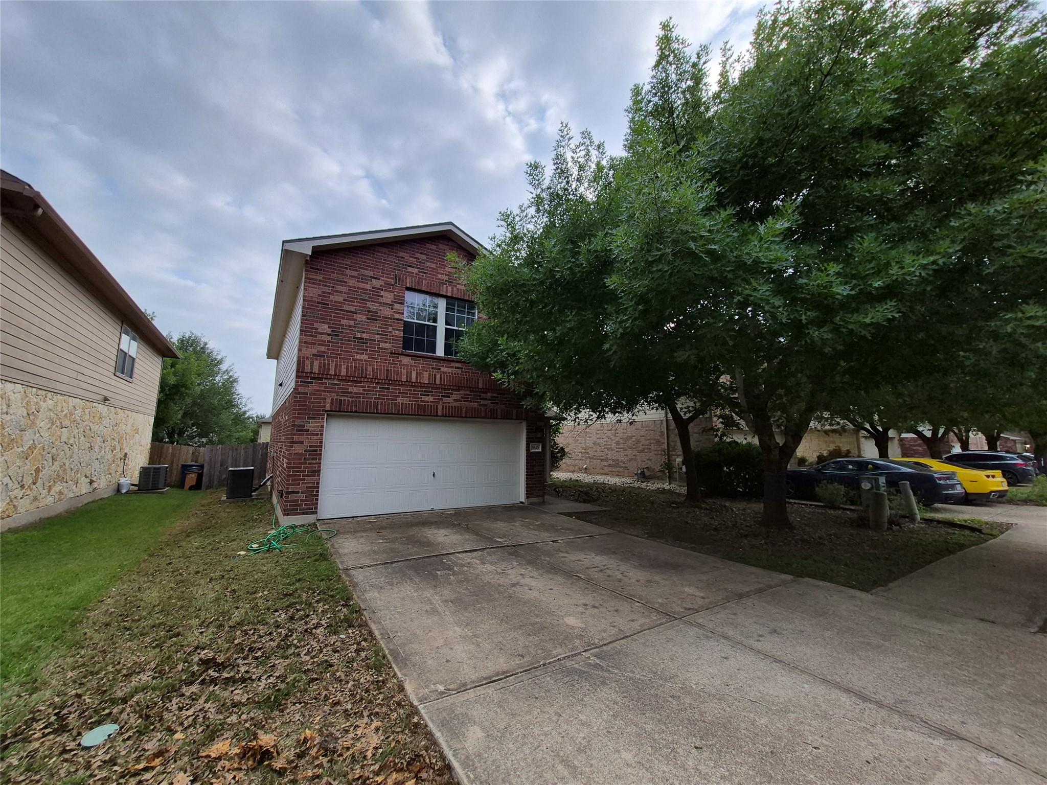 5825 Silver Screen Dr, Austin, TX 78747