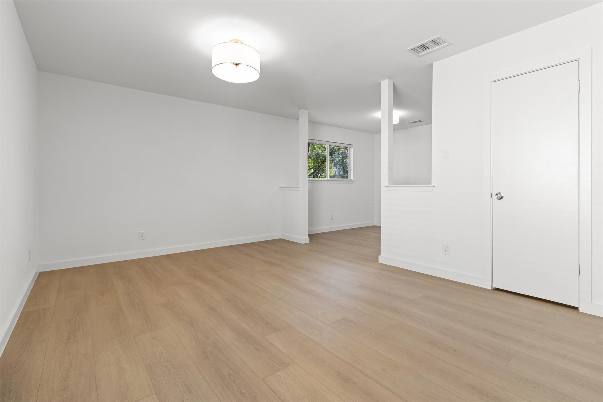 11131 Henge Dr, Austin, TX 78759