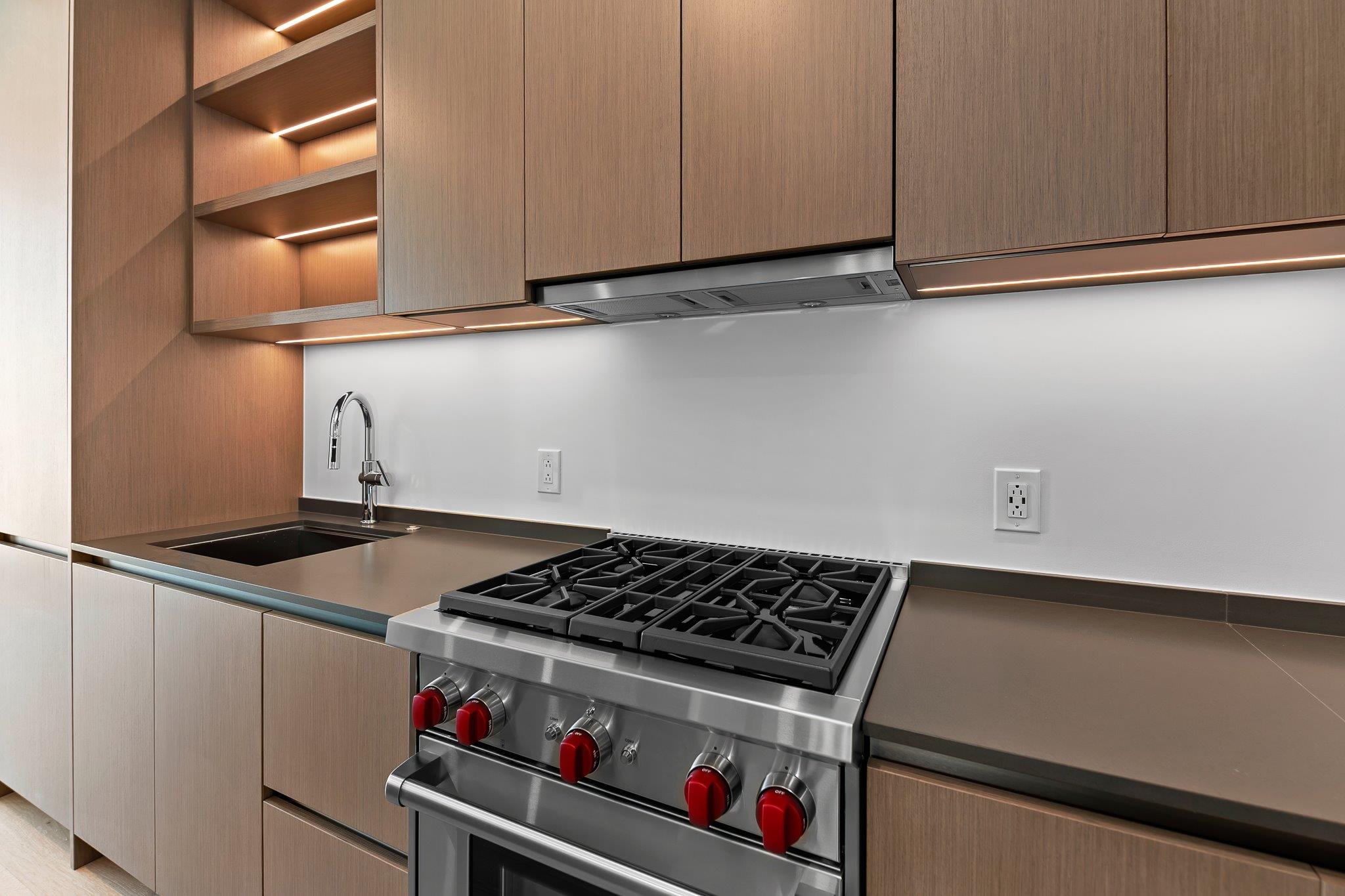 610 Davis St # 5206, Austin, TX 78701