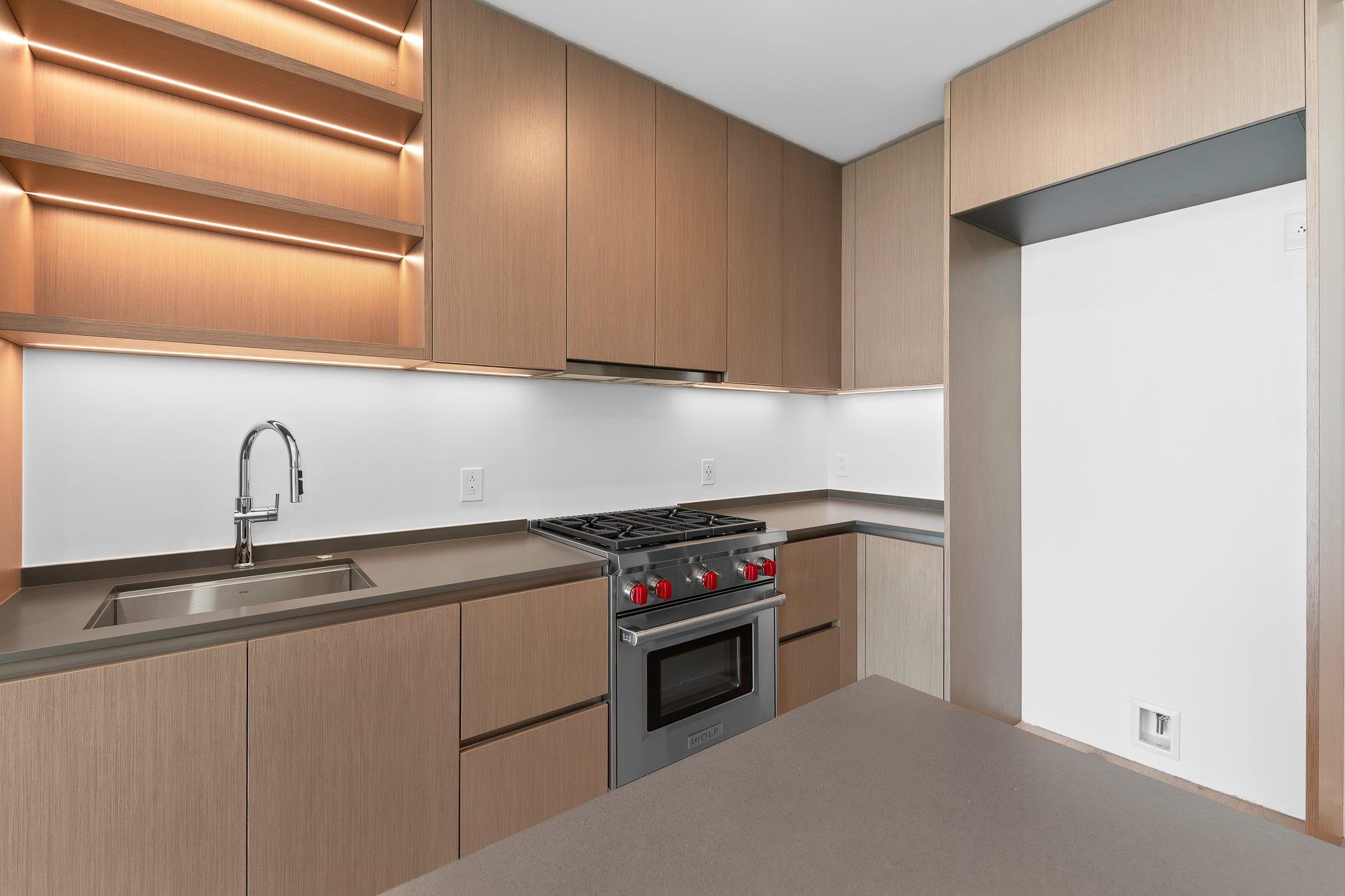 610 Davis St # 5206, Austin, TX 78701