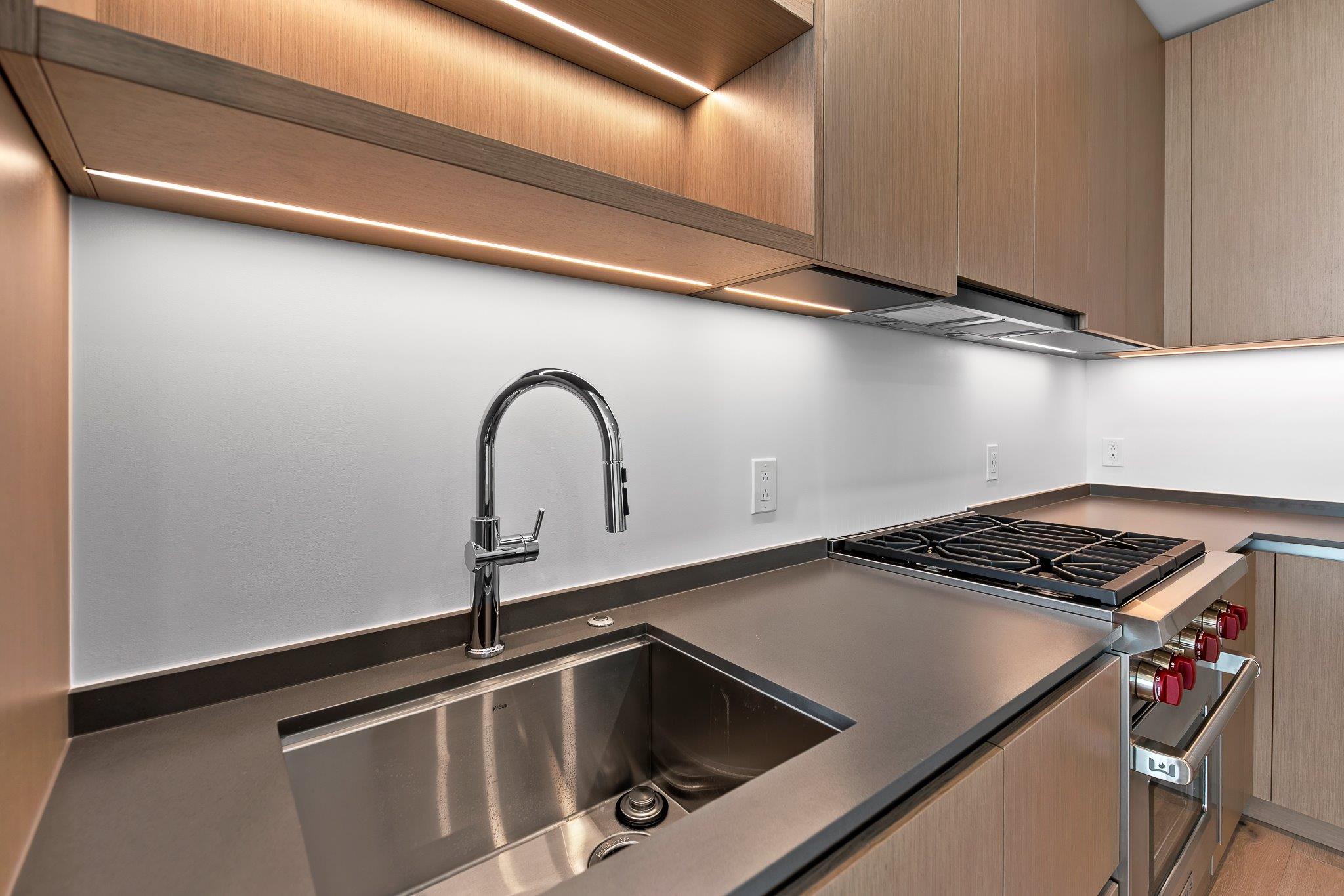 610 Davis St # 5206, Austin, TX 78701