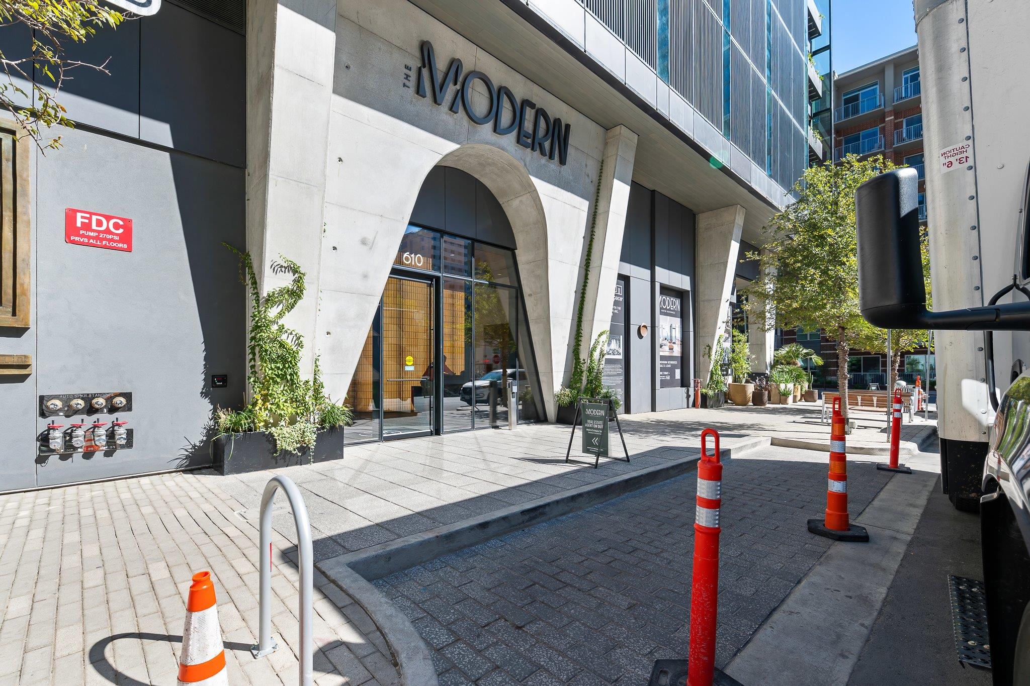 610 Davis St # 5206, Austin, TX 78701