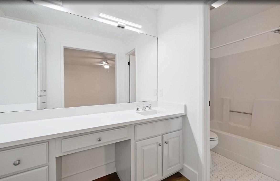 2407 Winsted Ln # B, Austin, TX 78703