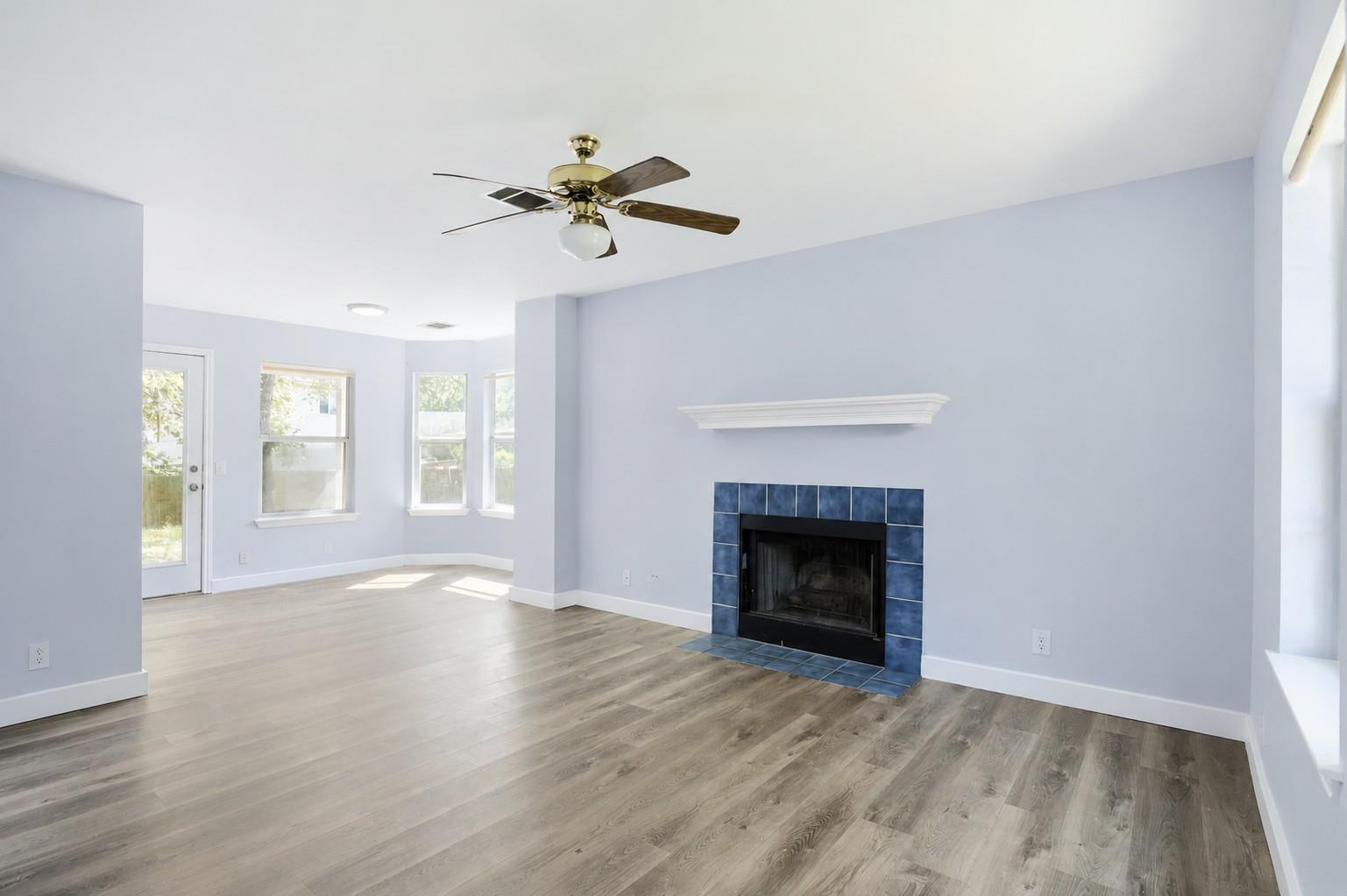 119 High Point Blvd, Cedar Creek, TX 78612