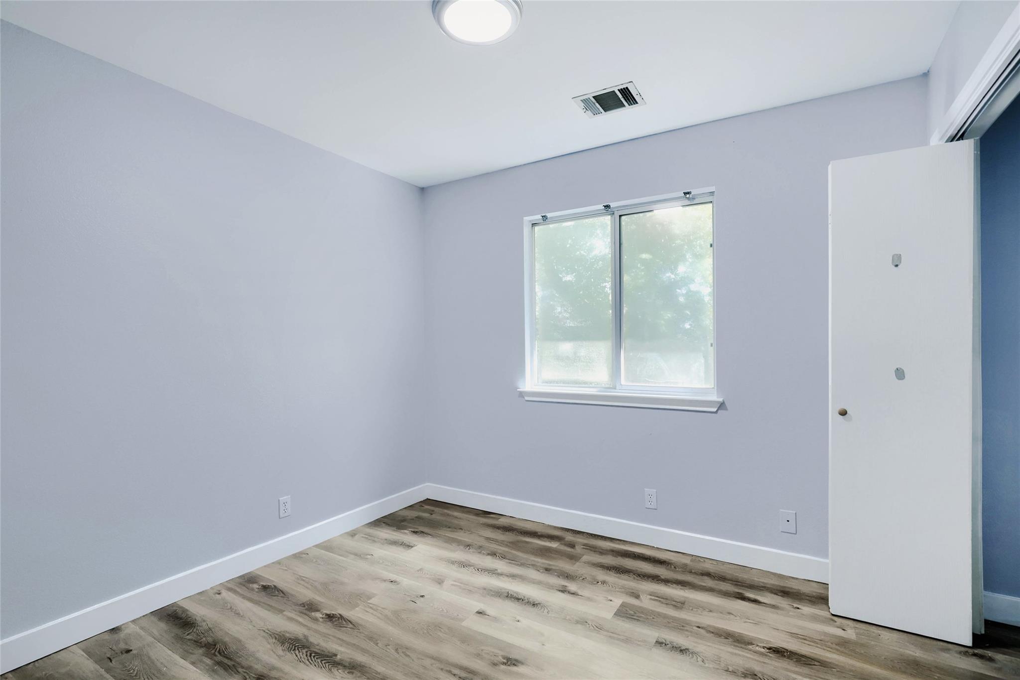 119 High Point Blvd, Cedar Creek, TX 78612
