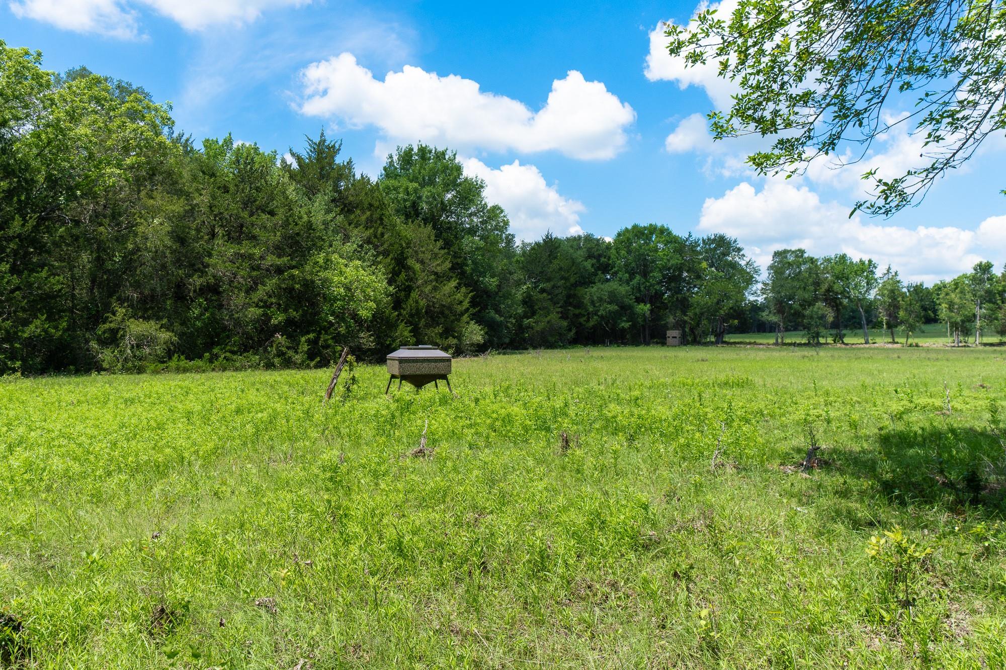 5018 Wolters Rd, Schulenburg, TX 78956